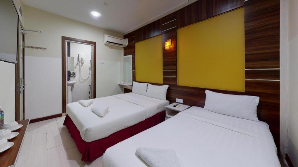 Golden Night Hotel Субанг-Джая Экстерьер фото