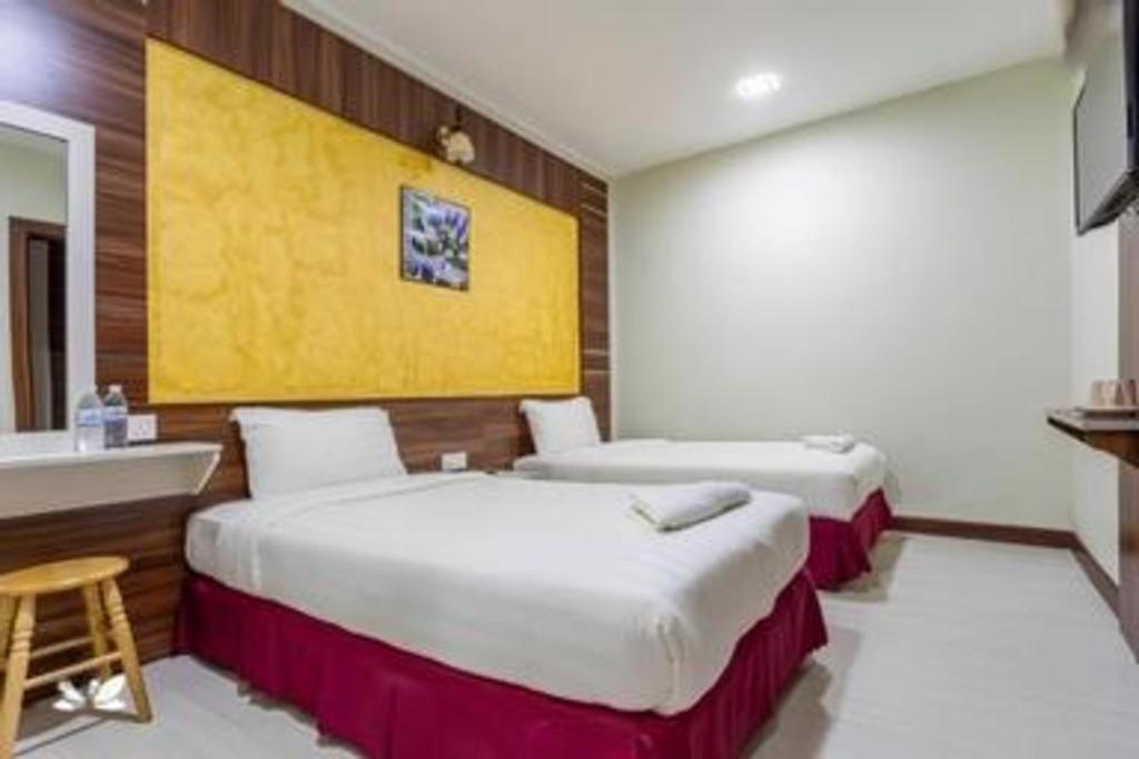 Golden Night Hotel Субанг-Джая Экстерьер фото