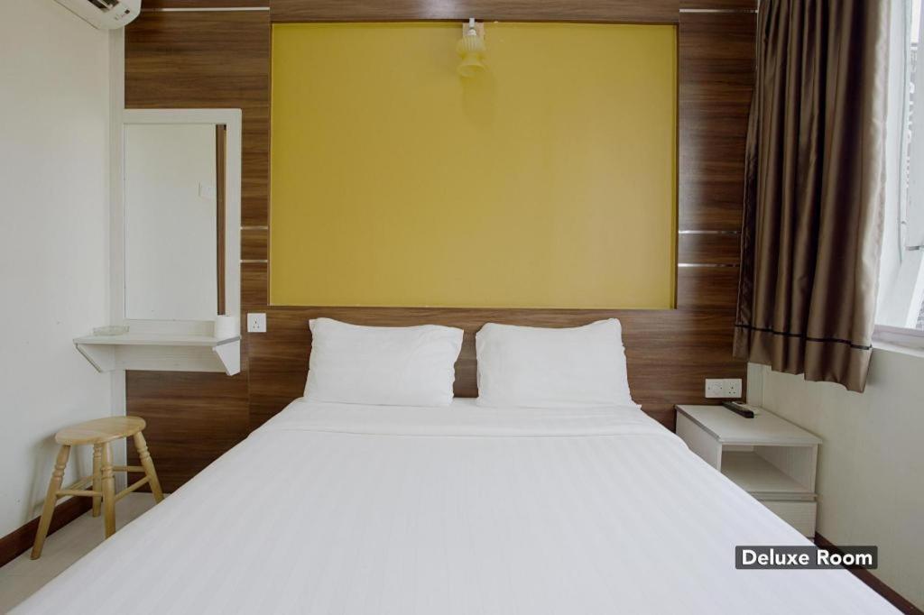 Golden Night Hotel Субанг-Джая Экстерьер фото