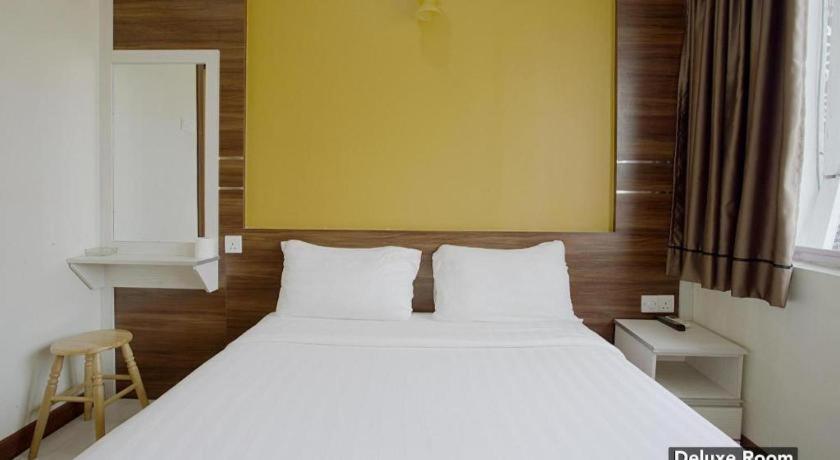 Golden Night Hotel Субанг-Джая Экстерьер фото